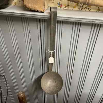 Metal ladle