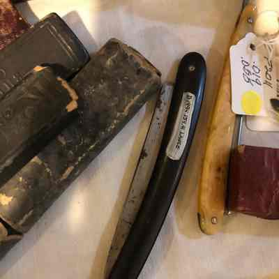 Straight Razor