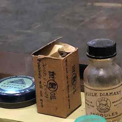 Clock Oil