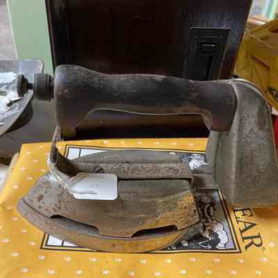 Clothing Iron