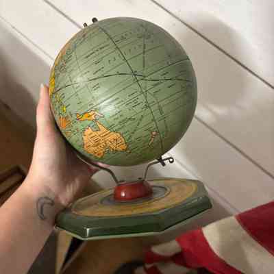 Globe