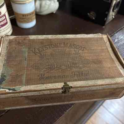Keystone Mascot Box