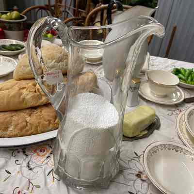 Glass pitcher