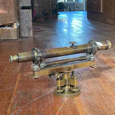 Surveyors’ Level
