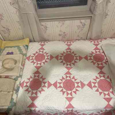 Twin bed
