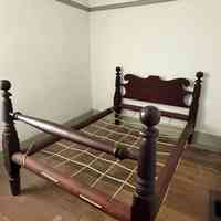 Bed - Image 2
