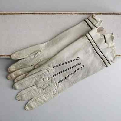 Glove
