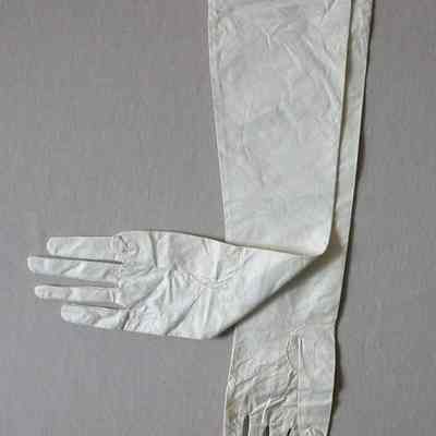 Glove