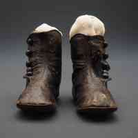 Boots - Image 2