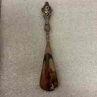 Buttonhook - Image 4