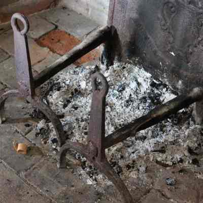 Andiron