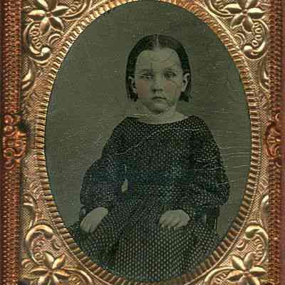 Little Girl with Full Sleeves