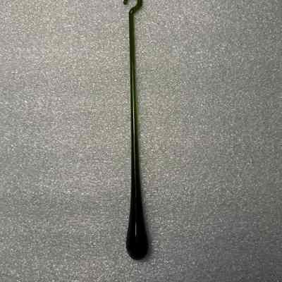 Buttonhook