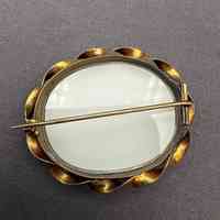 Brooch - Image 3