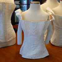 Corset - Image 4