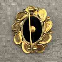Brooch - Image 2