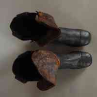 Boots - Image 3