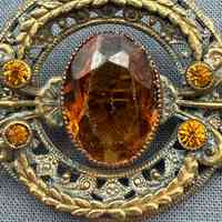 Brooch - Image 2