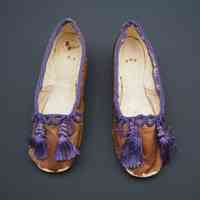 Slippers - Image 3