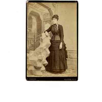 Cabinet Card