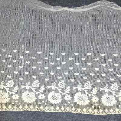 Notion, Lace
