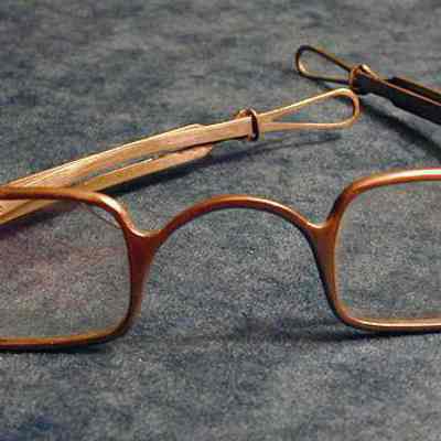 Spectacles