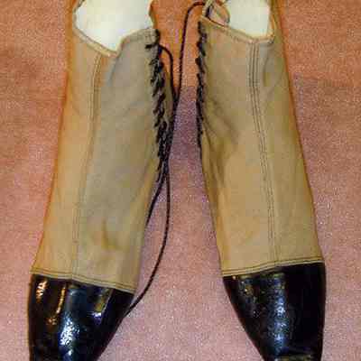 Shoe