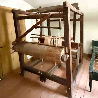 Broad Loom