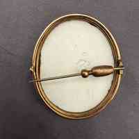 Portrait Brooch - Image 2