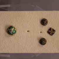 Button - Image 5
