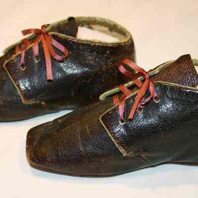Shoe