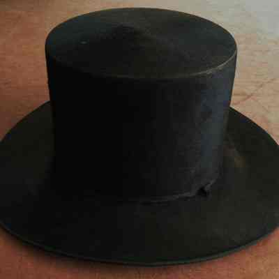 Hat, Top