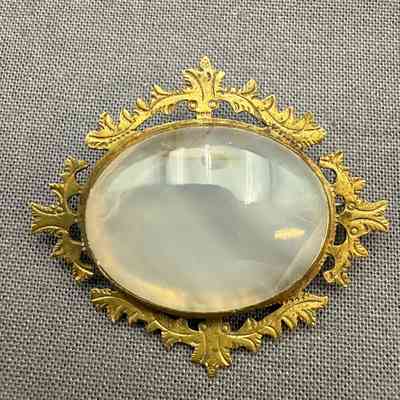 Brooch