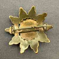 Brooch - Image 2