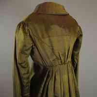 Pelisse - Image 14