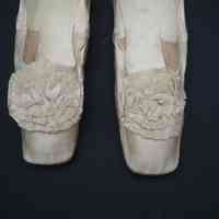 Slippers - Image 3