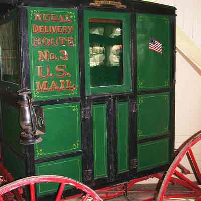 2004.107.1 Mail Wagon, Lamp, S