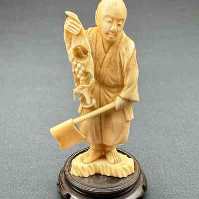 Okimono Figurine