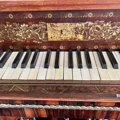 Detail of keyboard and decoration