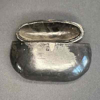 Snuffbox