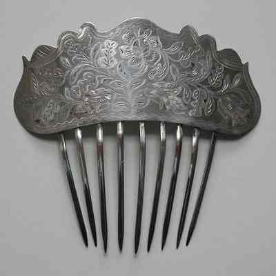 Comb, Ornamental
