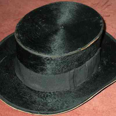 Hat, Top