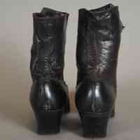 Boots - Image 9