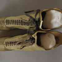 Boots - Image 3