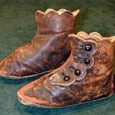 Shoe