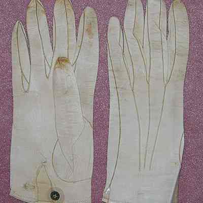 Glove