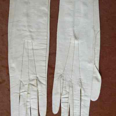 Glove