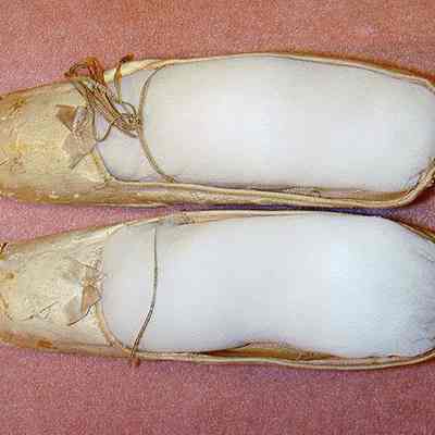 Shoe