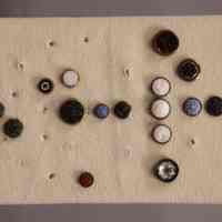 Button - Image 8