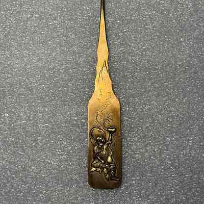 Buttonhook